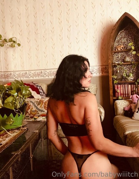 babywiiitch schauspielerin nackte bilder