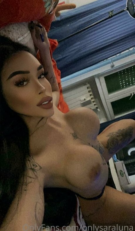 Sara Luna model kunst fotos