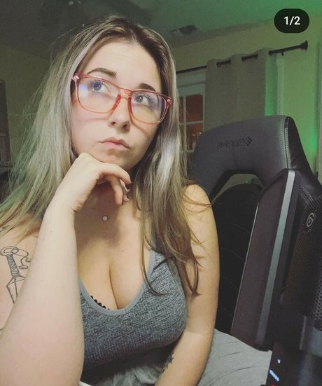 Cherrycgames nacktheit porno bilder