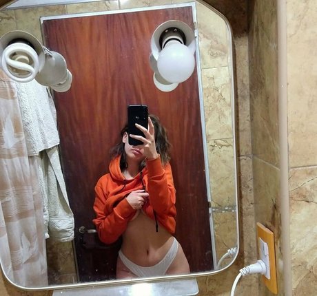 alessiafoxx nackt perfekte bilder