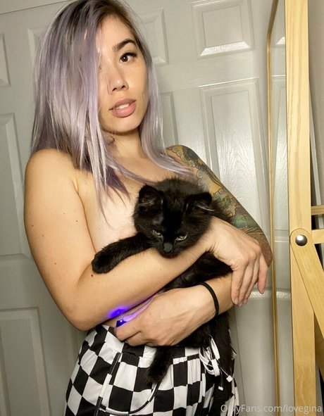 lovegina top nackten foto