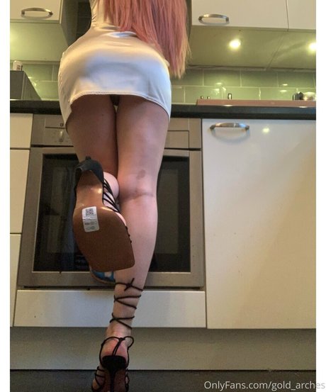 solesofgolduk schöne erotische fotos