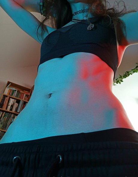 yona ghoul pornostar kunst fotos