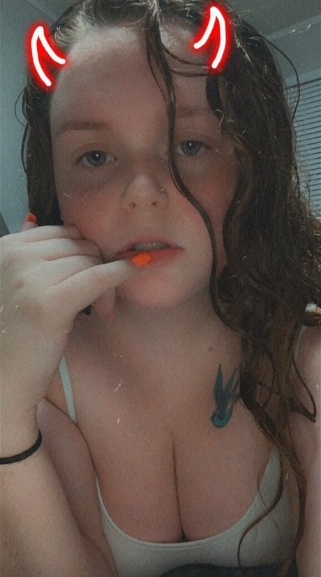 peachyly pornostar exklusive bild