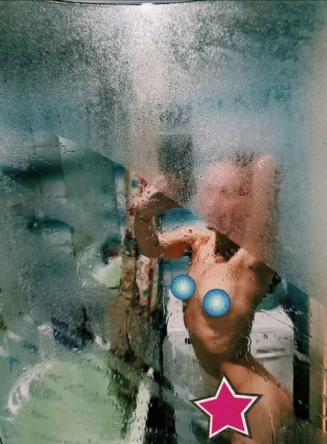 yanajuicy model schöne bild