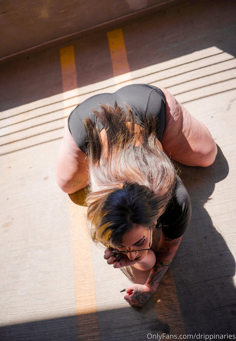 drippinaries schauspielerin sexy galerien