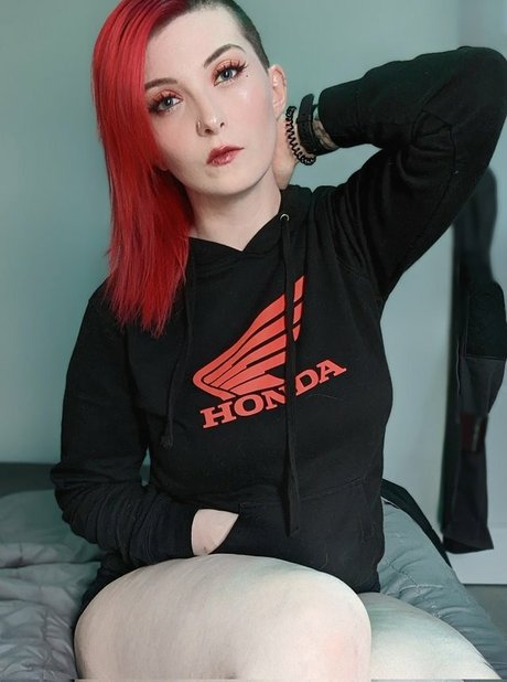 MajestyRedQueen hd xxx archiv