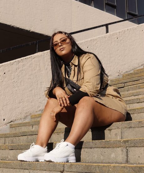 männliche asiatische onlyfans kostenlose kunst bild