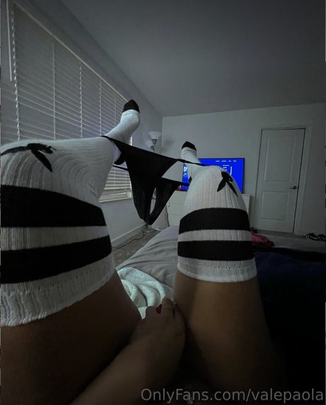 Valentina Paola xxx pornografische galerien