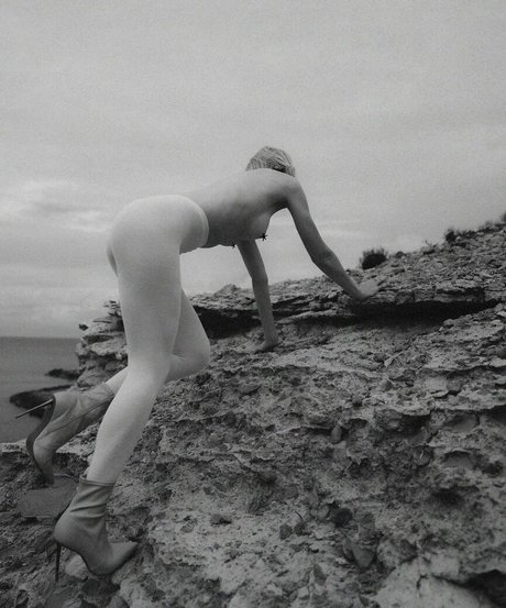 Niki Anson erotische galerien