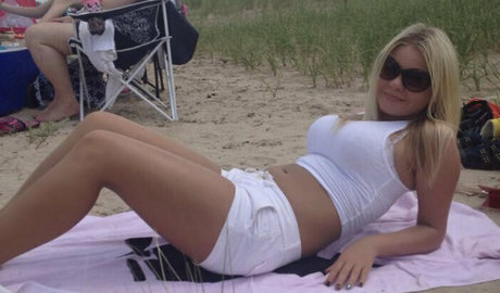 curvaceous barbie Bilder