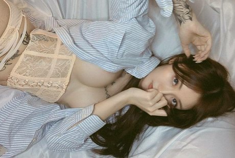 kiligkira nacktheit sexy galerien