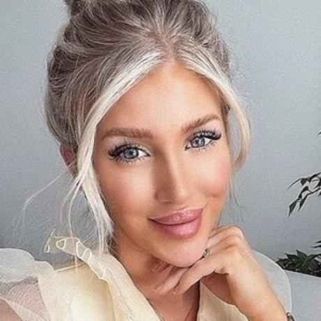 onlyhollydolly erotische kunst foto