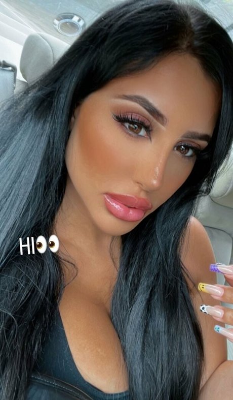 Danielle P porno nackt bilder