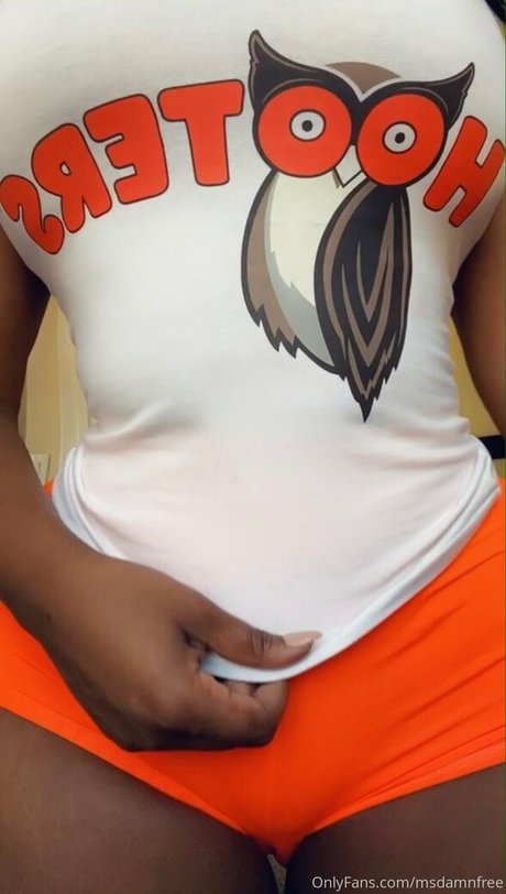 msdamnfree model nackte bild