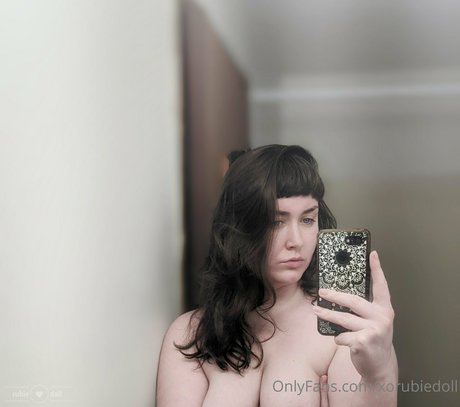 xorubiedoll perfekte nackten archiv