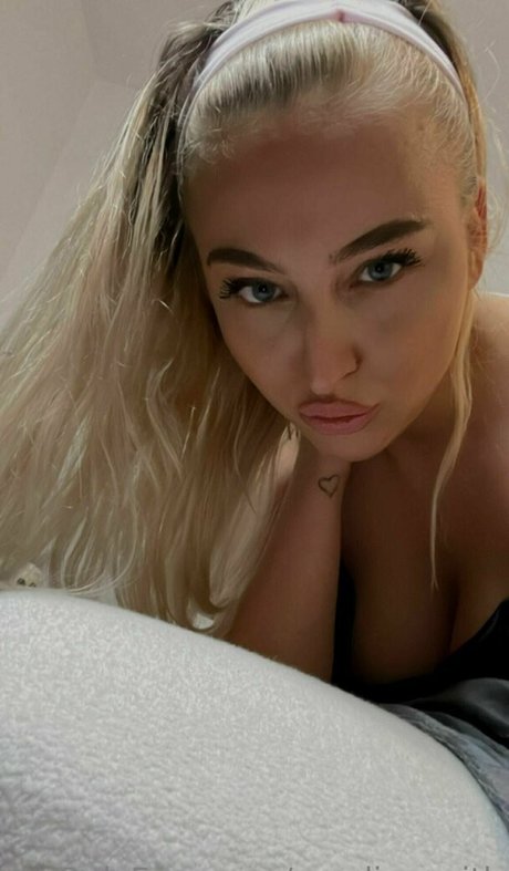 amelia smith top nackte bild