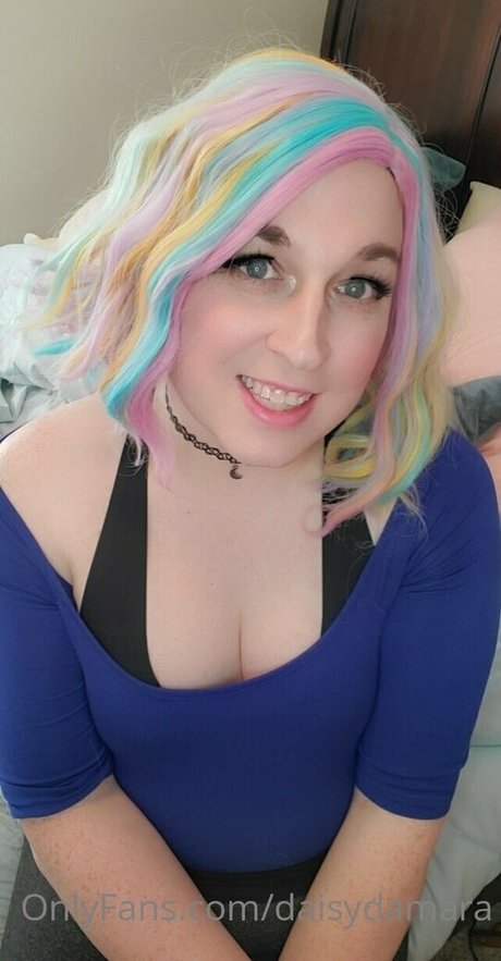 daisydamara model top archiv