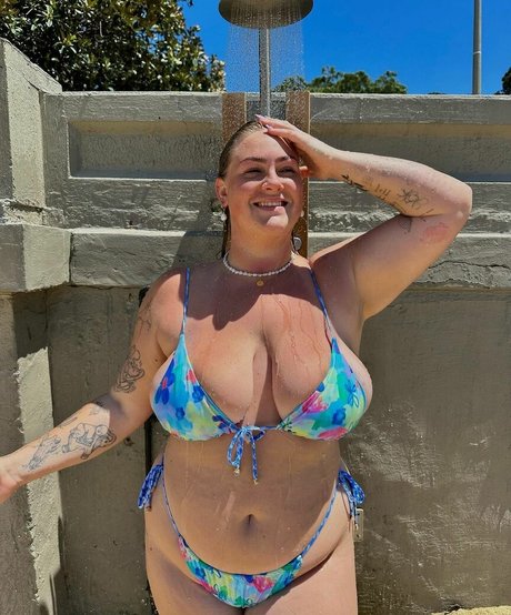 große titten kurvige onlyfans sexy pornografische foto