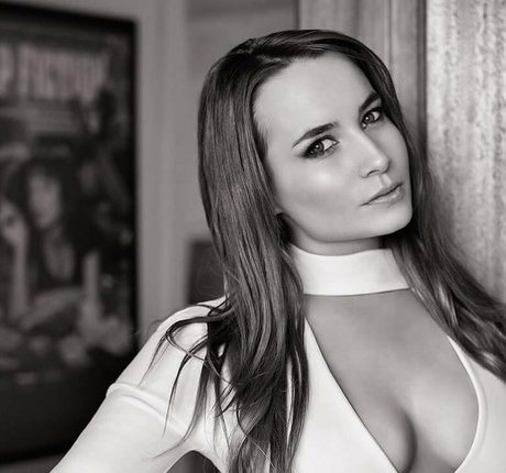 Katrina Maria erwachsene hd bild