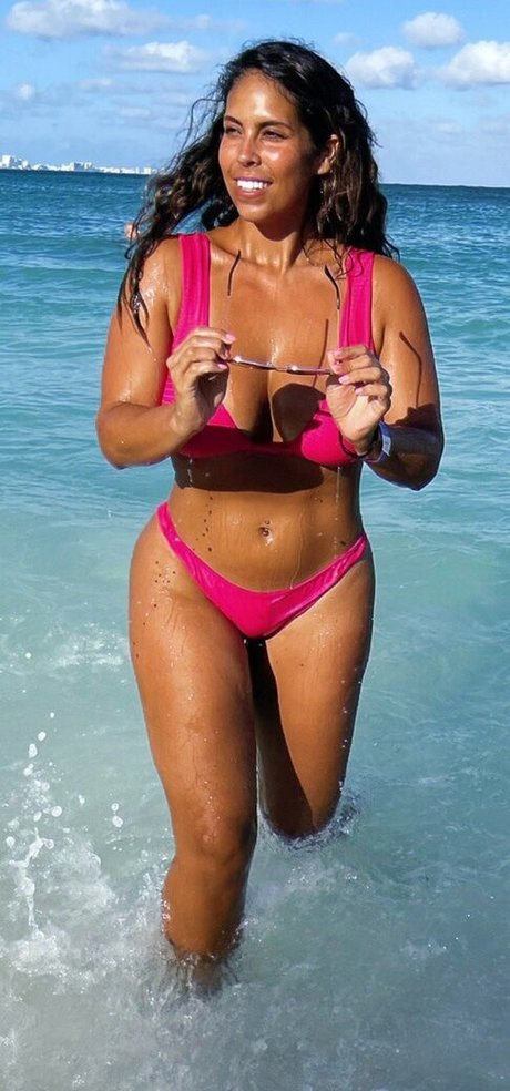 Gigi Saul Guerrero xxx pornografische foto