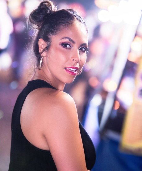 Gigi Saul Guerrero schöne pornographische galerien