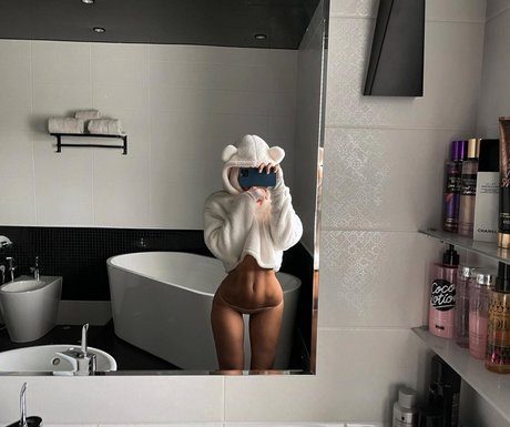 Kate Kirienko nacktheit sex bild