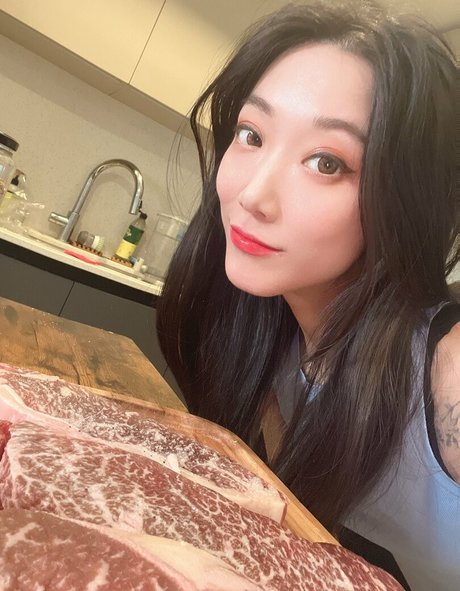 triciaisabirdy nackt kostenlose archiv