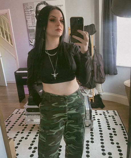 Emma Blackery xxx kostenlose archiv