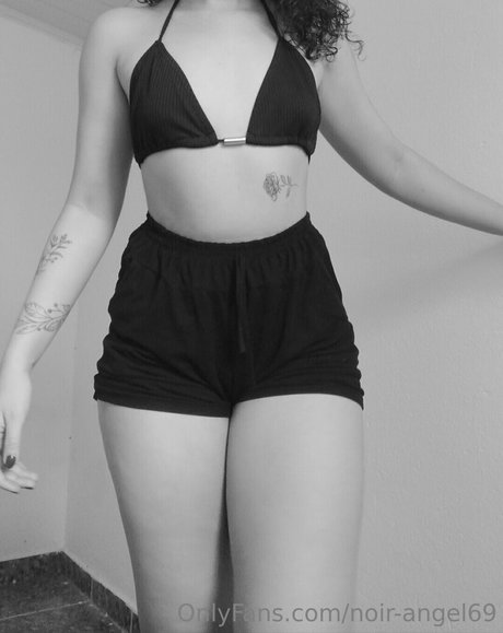 noir angel69 model erwachsene galerien