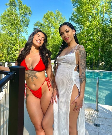 Lina alqaq erotische nackt foto