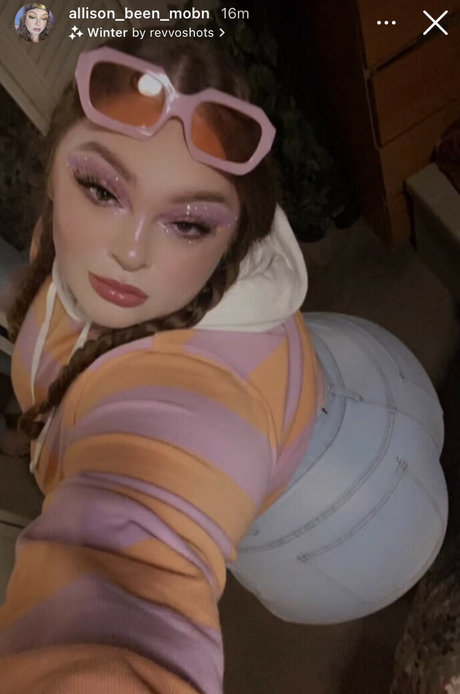 Allison Been Mobn nackt schöne fotos