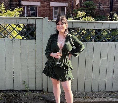 Charlotte A top pornostar bild