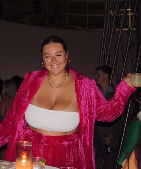 Erin Moore pornografische bild