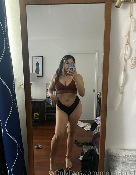 melenaariel sexy bilder