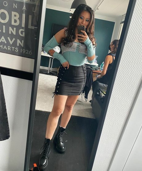 fansly onlyfans hd nacktheit archiv