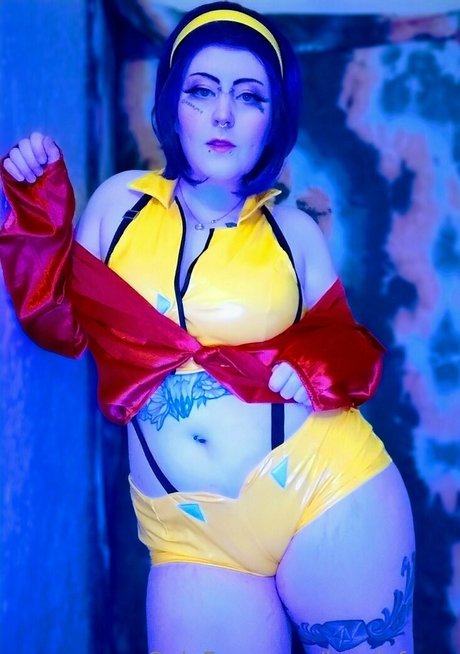 dünne ebenholz-onlyfans hd hübsche galerien