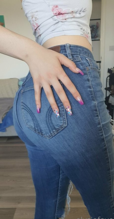 elysiafayex erwachsene akt bilder