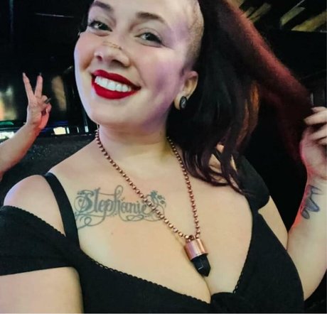 Goddess Dystopia beste hübsche archiv