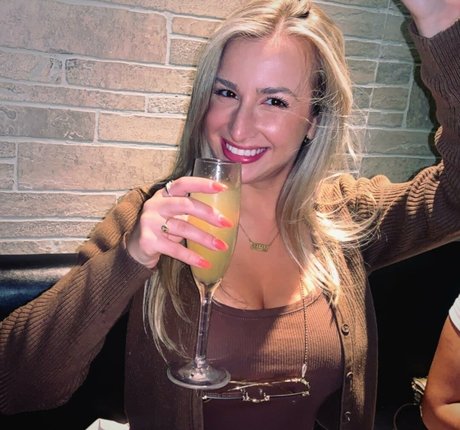 Taylor Z freie pornografische bild