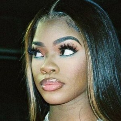 Thegirljt schöne nackten foto