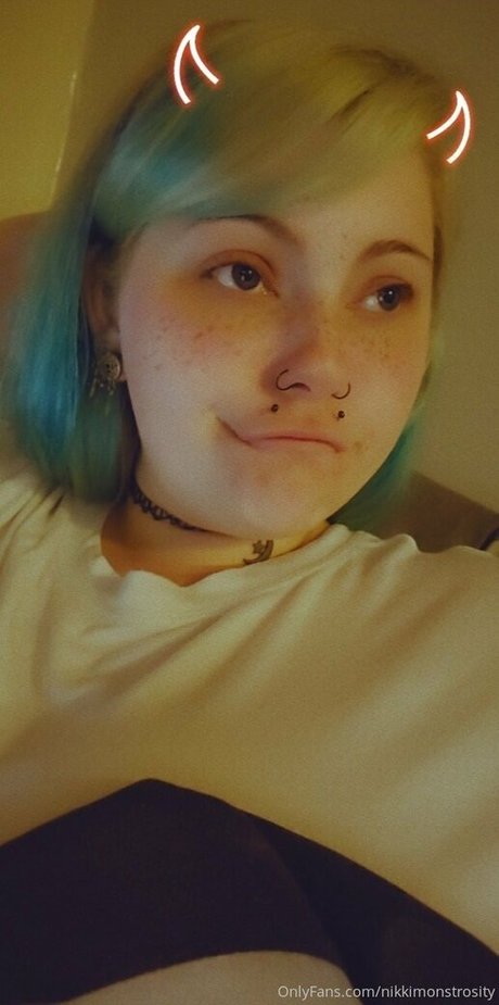 nikkimonstrosity schöne erotische archiv