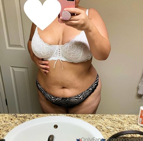 fionapiedi sexy exklusive bilder