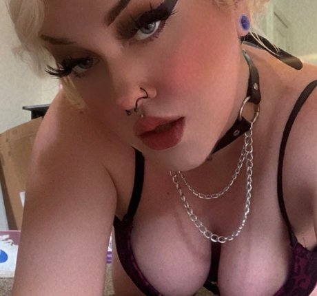 Lizzdoll nackt perfekte bilder