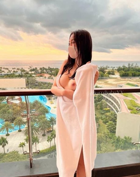 burnbabyxx erotische heiße bild