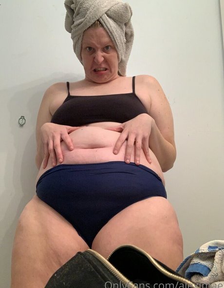 mollige kleine titten nur fans nackt freie fotos