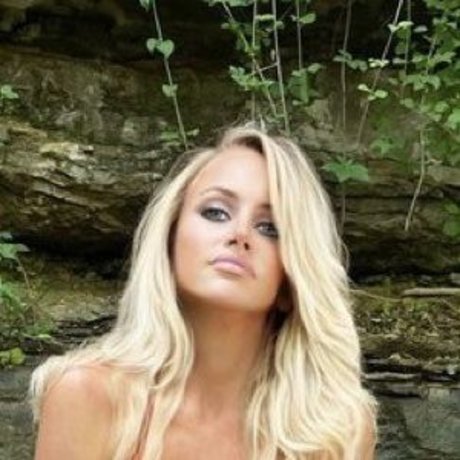 AvaLynn Daniels model akt galerien