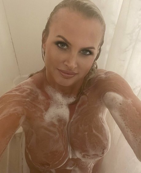 AvaLynn Daniels perfekte pornostar fotos