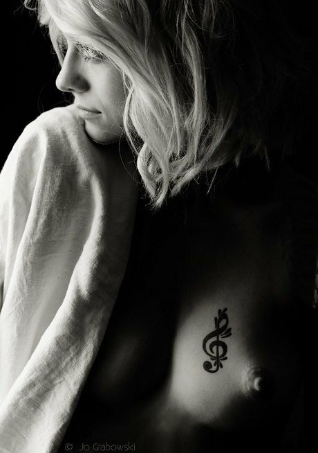 JezzvonSperling model erwachsene foto