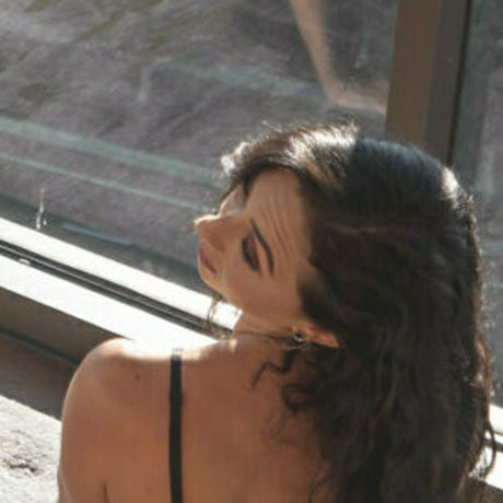 Molly G Fit sexy erotische bild